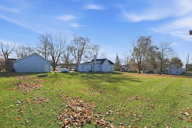 409 N Pearl St, Butler, IN 46721 - photo 5