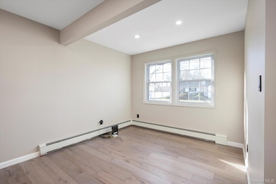 41 Embargo Place, North Babylon, NY 11703 - photo 5