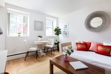 4 Arlington St unit 9, Cambridge, MA 02140 - photo 2