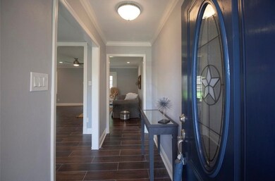 6002 Duxbury St, Houston, TX 77035 - photo 2