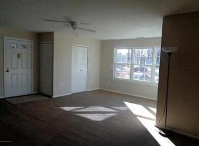 48 Snowberry Ct, Red Bank, NJ 07701 - photo 4