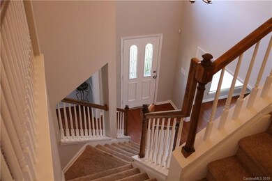 WOW!  BEAUTIFUL ARCHITECTURAL INTEREST!!