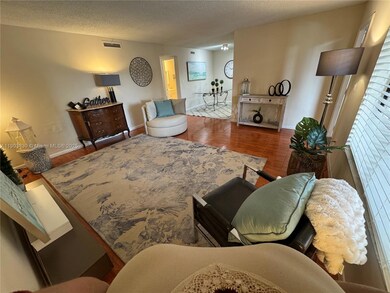 6900 SW 39th St unit 206J, Davie, FL 33314 - photo 3