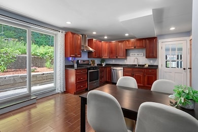 494 Salem St, Malden, MA 02148 - photo 5