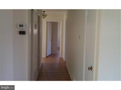 418 Flourtown Rd, Lafayette Hill, PA 19444 - photo 5