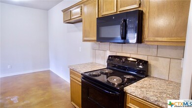 112 E Truman Ave unit A-B, Copperas Cove, TX 76522 - photo 6