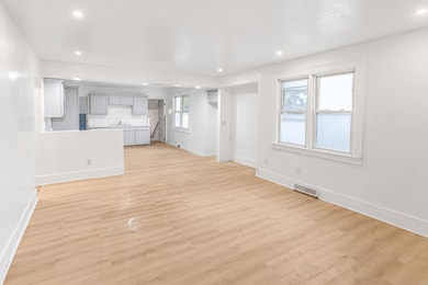 7335 Wiegand, Center Line, MI 48015 - photo 4