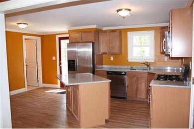 477 Summer St, Rockland, MA 02370 - photo 3