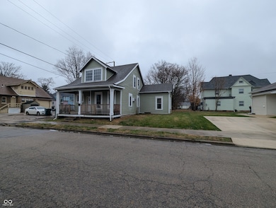 312 S Gharkey St, Muncie, IN 47305 - photo 4