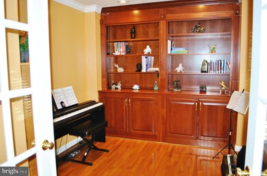 4942 Edge Rock Dr, Chantilly, VA 20151 - photo 7