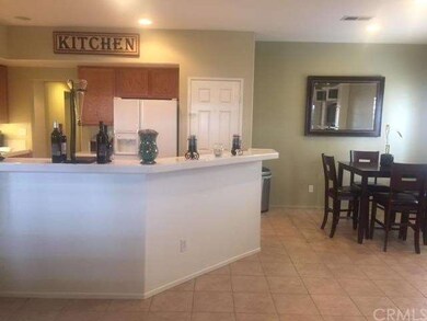 Large breakfast area in kitchen