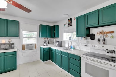 228 W Poplar St, Tekoa, WA 99033 - photo 5