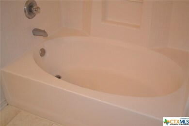 2508 Vernice Dr, Copperas Cove, TX 76522 - photo 4