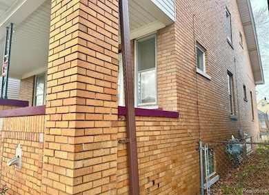 3929 Caniff St, HamtraMcK, MI 48212 - photo 6