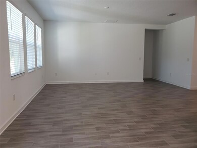 5640 Quiet Palm Loop, Saint Cloud, FL 34771 - photo 6