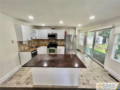 18 Dawson Rd, Kendall Park, NJ 08824 - photo 6