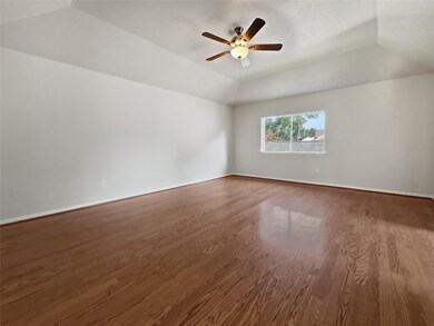 8502 Hot Springs Dr, Houston, TX 77095 - photo 5