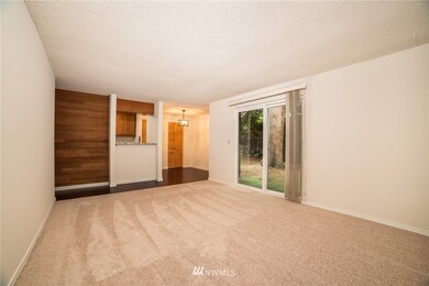 7223 244th St SW unit J11, Edmonds, WA 98026 - photo 3