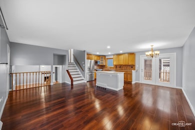 818 Pleasant Ave, Glen Ellyn, IL 60137 - photo 5