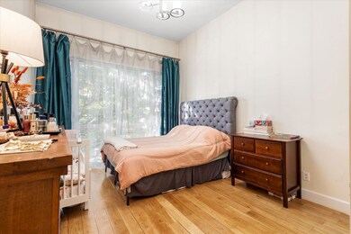 727 Dean St unit 2F, Proshei, NY 11238 - photo 6