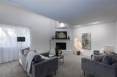 4940 W Park Dr unit 113, West Des Moines, IA 50266 - photo 5