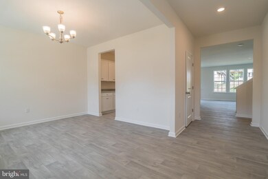 5733 Guilford Dr, Frederick, MD 21704 - photo 2