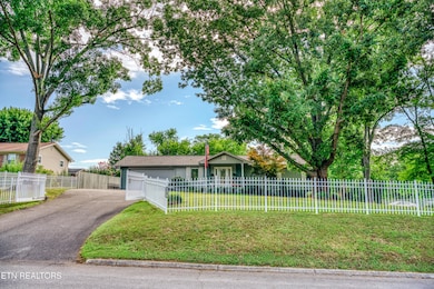 269 Mohawk Cir, Seymour, TN 37865 - photo 6