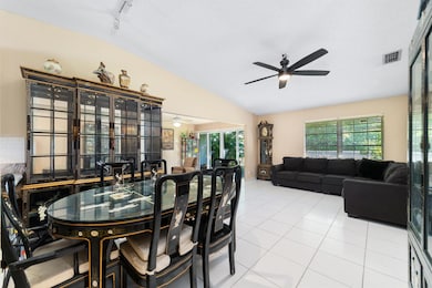 15979 Forsythia Cir, Delray Beach, FL 33484 - photo 3