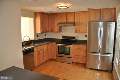 6704 Quiet Hours, Columbia, MD 21045 - photo 3