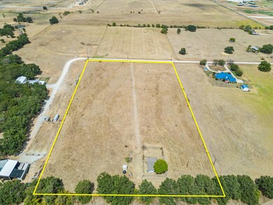 340 Pecan St, Paradise, TX 76073 - photo 7