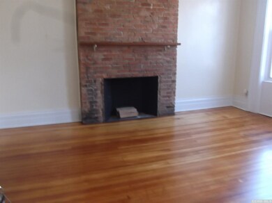 707 Warren St unit 2, Hudson, NY 12534 - photo 3