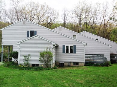 132 Briar Way, Greenfield, MA 01301 - photo 2