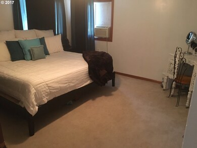 Bathroom, Attached