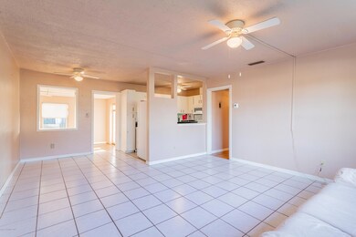 2 Kitchen Nook(left)