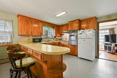 122 Orient St, Worcester, MA 01604 - photo 5