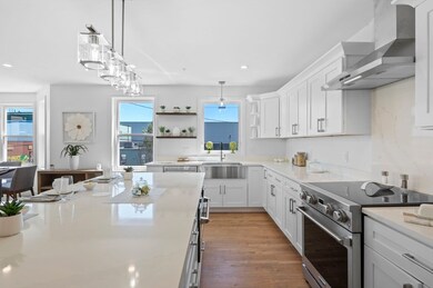 172 Maverick St unit 1, Chelsea, MA 02150 - photo 6