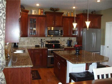 12583 Hurlock Dr, Fishers, IN 46037 - photo 5