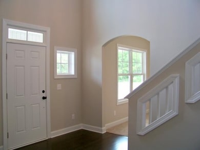 101 Caulfield Rd, Aberdeen, NC 28315 - photo 2