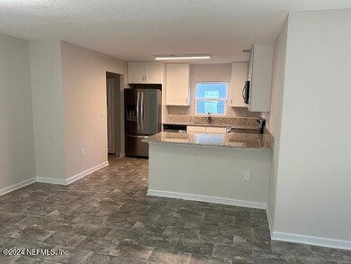 2555 Wisdom Ct, Jacksonville, FL 32210 - photo 5