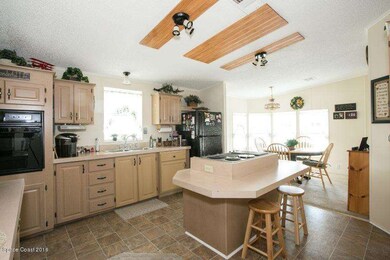 479 Marlin - Kitchen - View 1