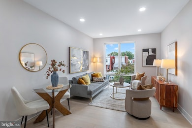 1516 E Capitol St NE unit B, Washington, DC 20003 - photo 2