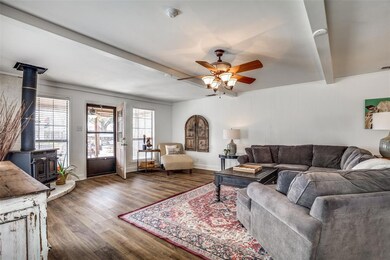 3702 Lake Vista Ct, Granbury, TX 76049 - photo 4