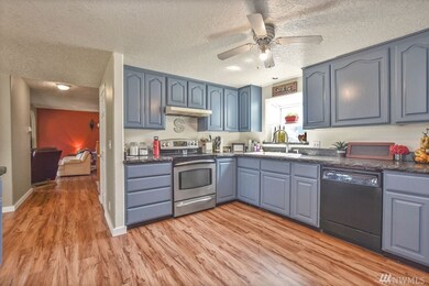 3717 Oak St, Longview, WA 98632 - photo 6