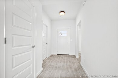 23131 E 107th St S, Broken Arrow, OK 74014 - photo 3