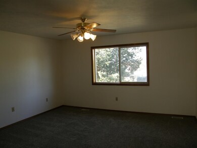 15627 N Sycamore St, Mead, WA 99021 - photo 5