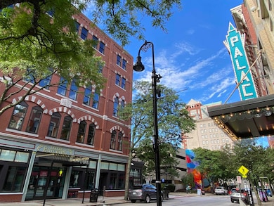 83 Hanover St unit 303, Manchester, NH 03101 - photo 5