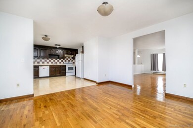 200 Frederick St unit 2, Stamford, CT 06902 - photo 7