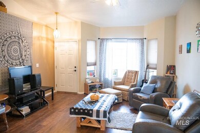 1217 S Benewah St, Nampa, ID 83686 - photo 5