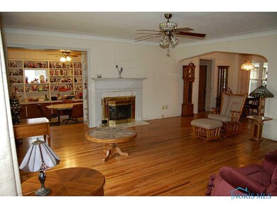 3141 Oak Grove Place, Toledo, OH 43613 - photo 3