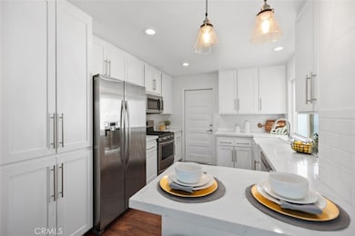 23446 Caminito Salado, Laguna Hills, CA 92653 - photo 2